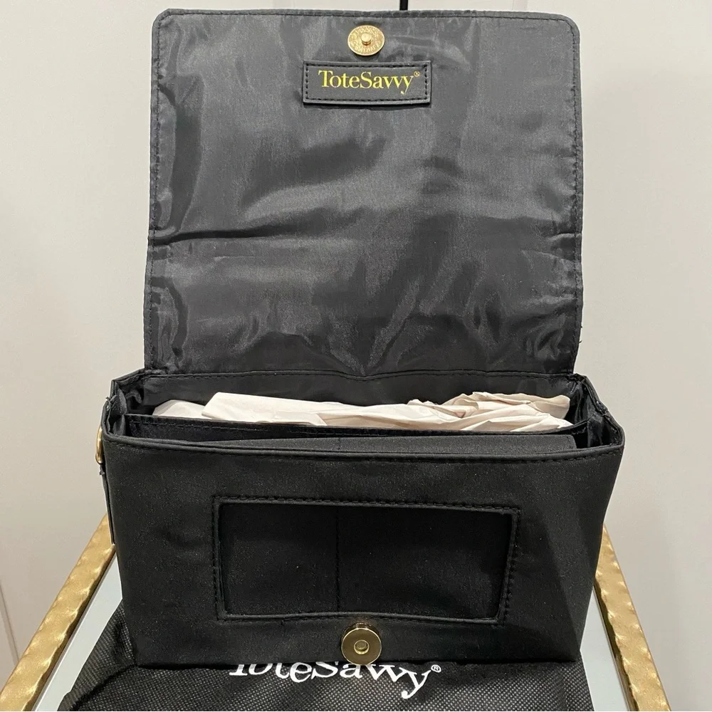 ToteSavvy Change Kit Cross body bag